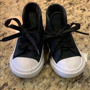 High top chuck taylor classics